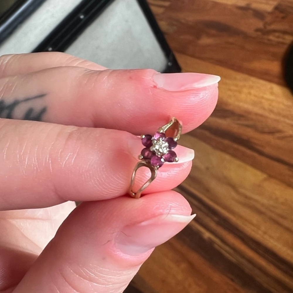 Diamond And Ruby Ring - image 6